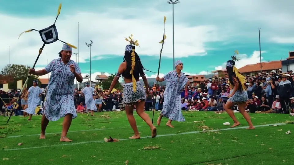 The Elegant Pishta Dance