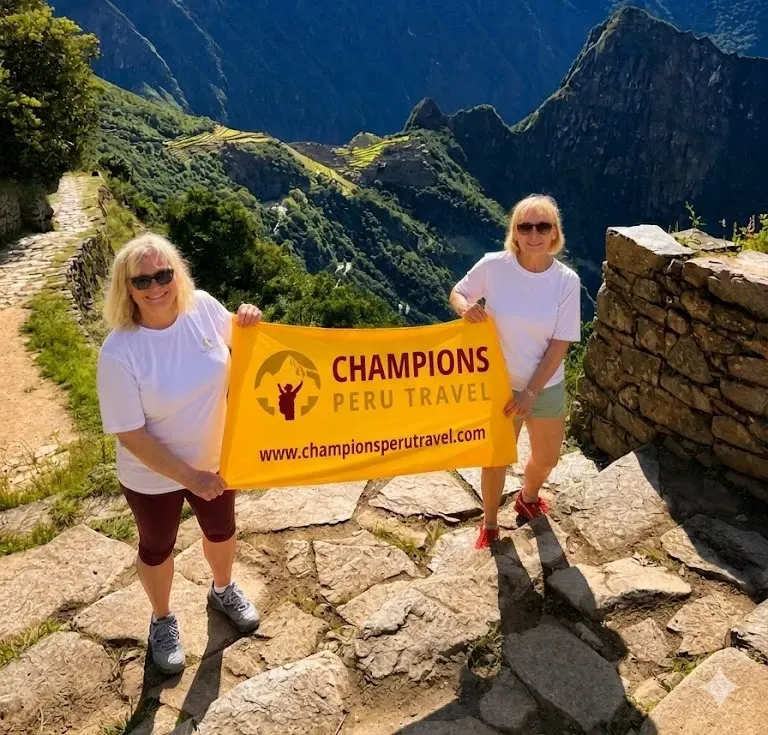 2 Days Short Inca Trail - our hikers at SunGate