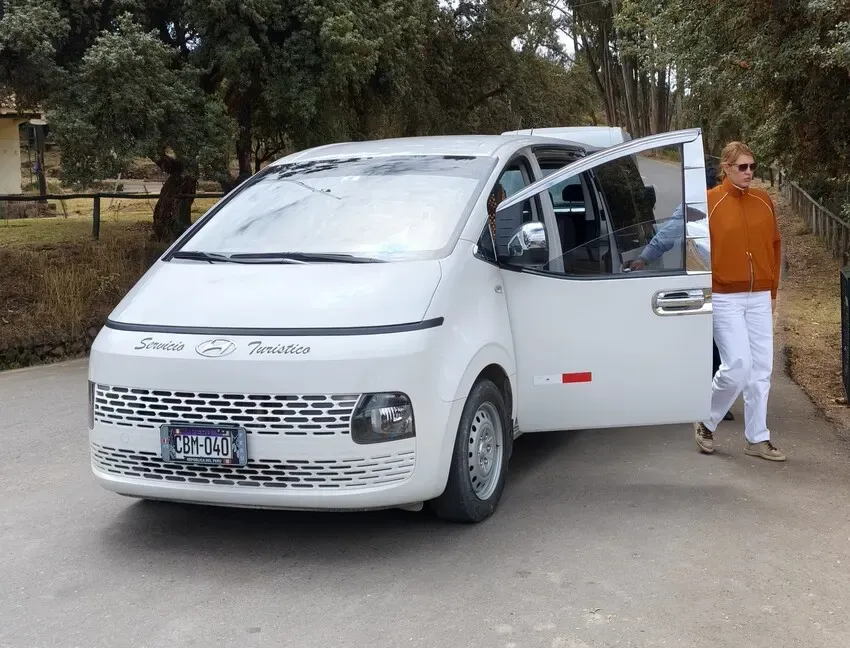 Minivan for Cusco Tours | Champions Peru Travel